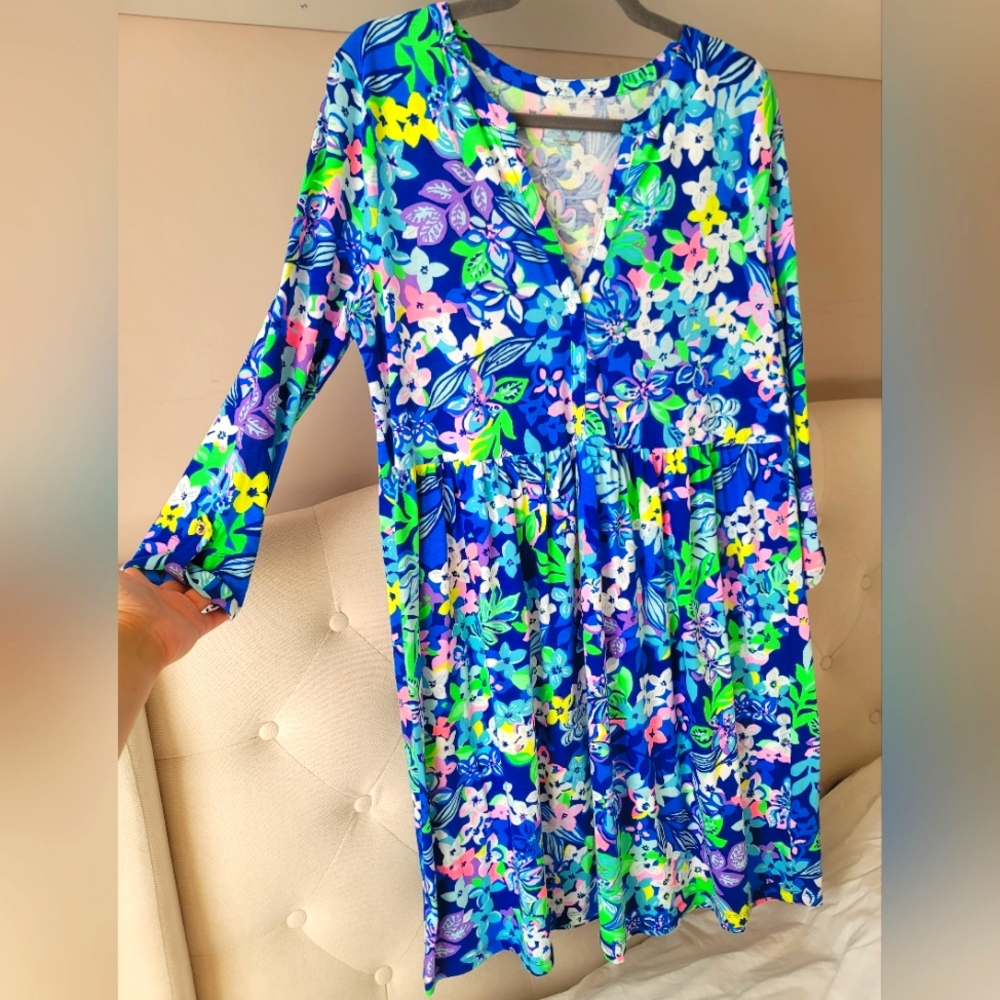 Lilly Pulitzer Vibrant Floral Long Sleeve Dress - Reposhed Item - Picture 3 of 14